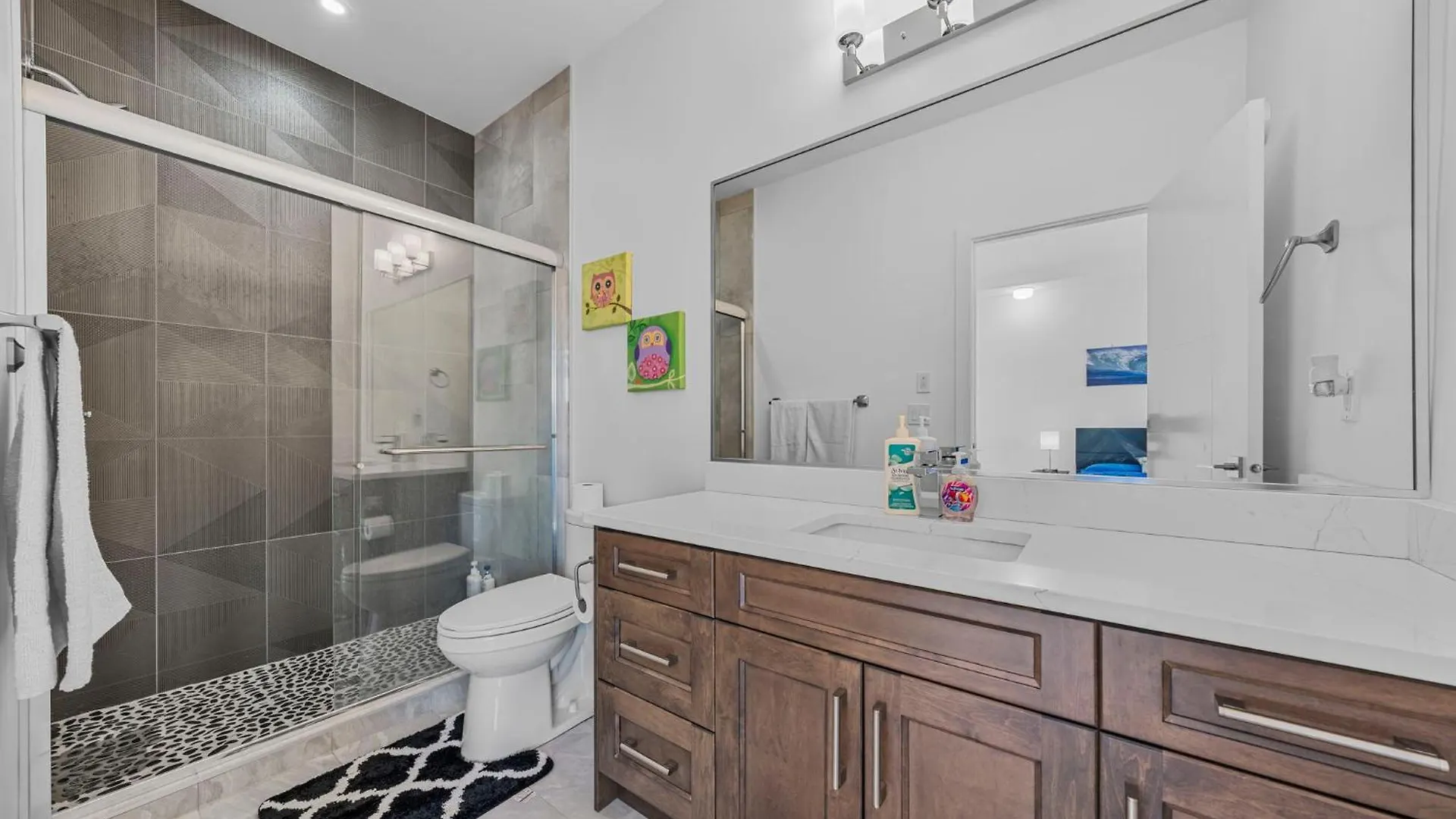 Holiday home Urban Oasis Central & Stylish Edmonton